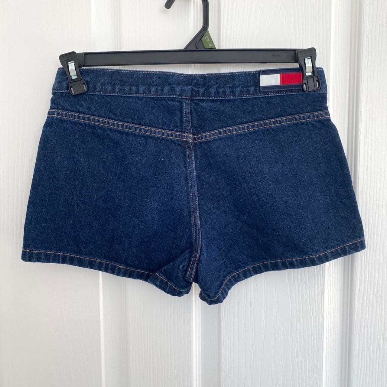 Tommy Hilfiger Women's Navy And Blue Shorts